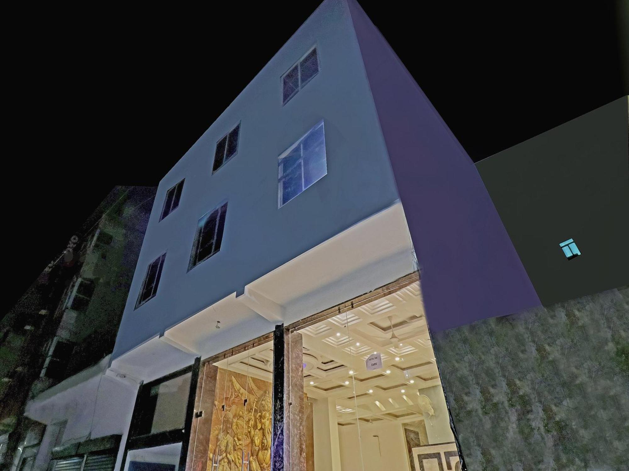 Townhouse Tark Inn New Delhi Ngoại thất bức ảnh